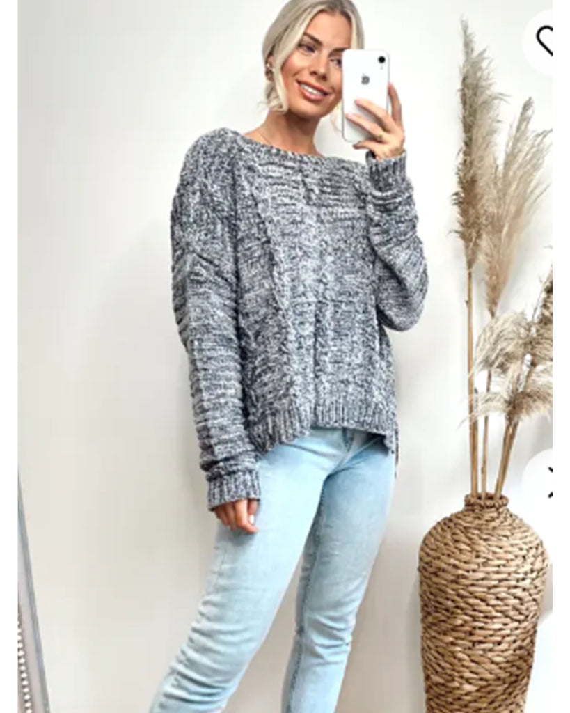 Cable knit velvet fabric knitted jumper