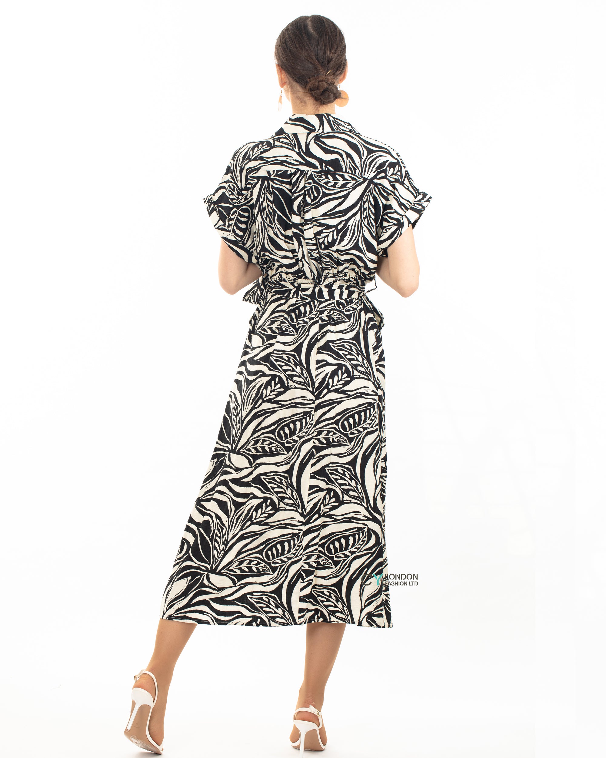 Multi Leaves&#39; print Cotton Linen shirt dress short sleeves in Black