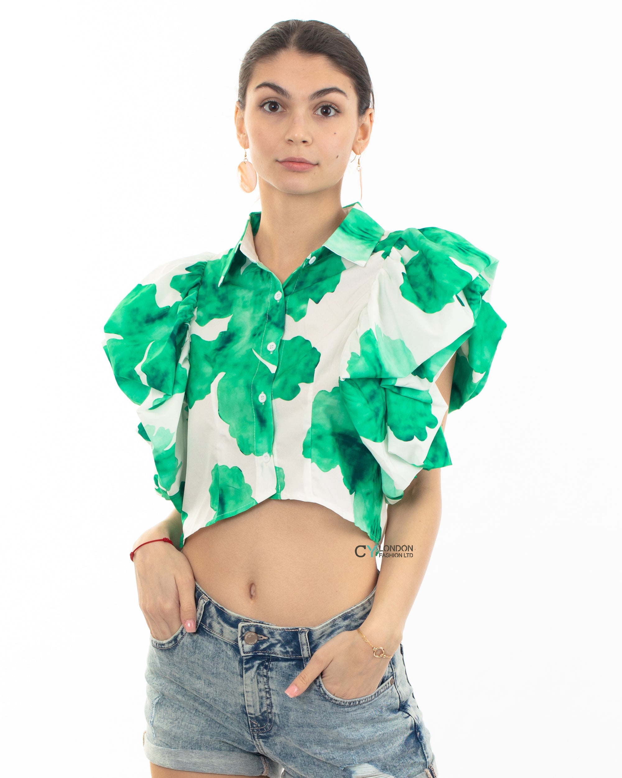 Green leaves&#39; print with double layer sleeves design crop shirt top