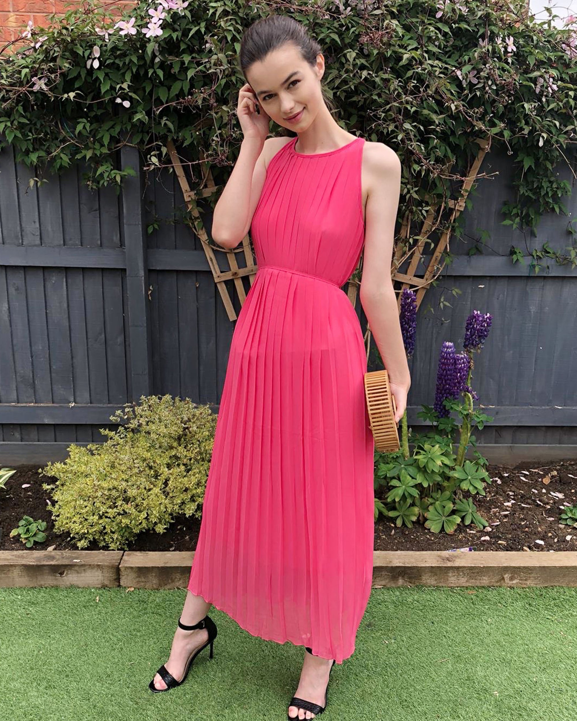 Sleeveless Pleated Maxi Dress (Salmon Pink)