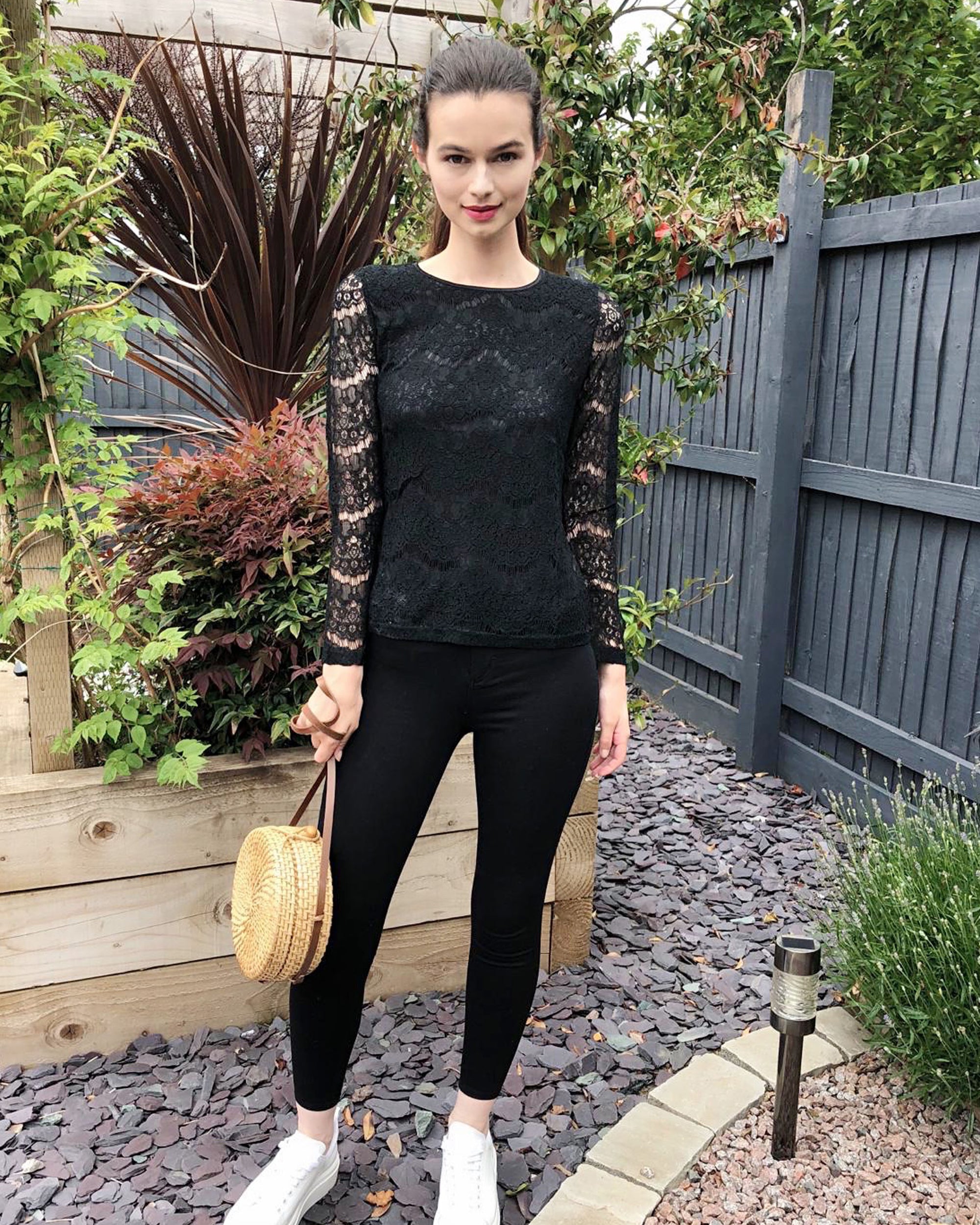 Elegant Floral lace long sleeves top in black