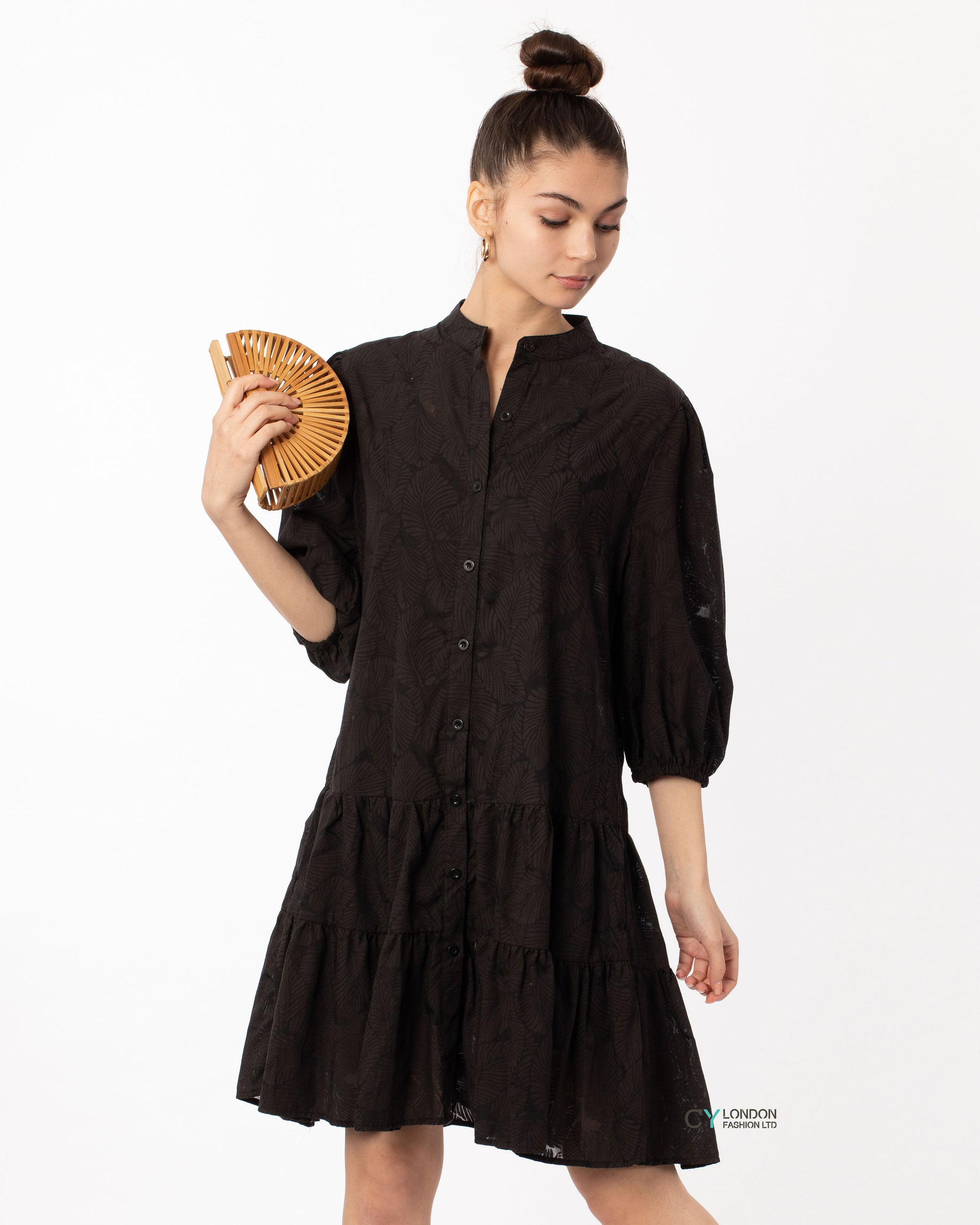 Leave&#39;s pattern shirt dress in black