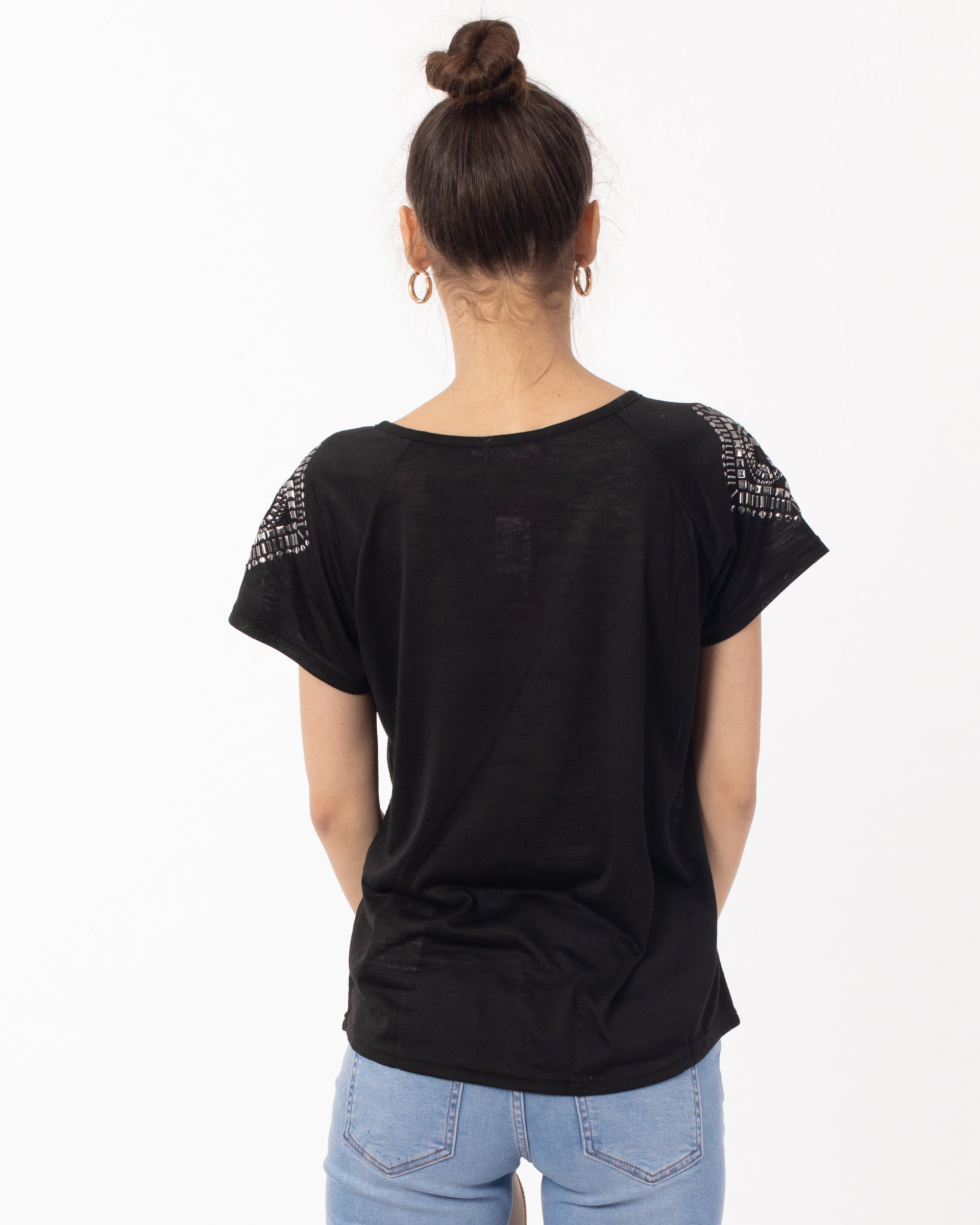 Stud Shoulder Print T-shirt (Black)